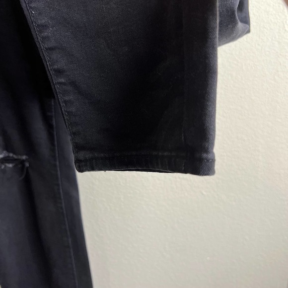 Old‎ Navy Rockstar Black Wash Distressed Jeans Women's Size 16 Regular - Picture 5 of 12
